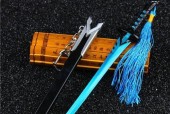 王者荣耀中如何选择合适的武器类型？选择武器时应考虑哪些因素？
