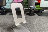 自带平板支架的正确使用方法是什么？使用中可能遇到哪些问题？