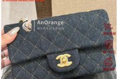 chanelcf大mini的正确背法是什么？有哪些时尚搭配建议？