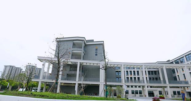 杭州职业高中前十名的学校排名与特色分析（探索杭州职业高中教育的热点话题）  第1张