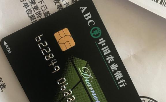 英雄联盟中钻石卡如何获得？收集钻石卡有什么好处？  第1张