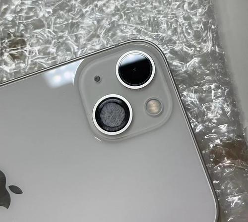镜头框裂了如何修复？更换镜头框的费用是多少？  第1张