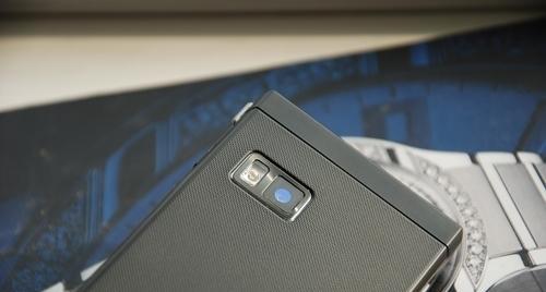 三星手机翻盖皮盖拆卸方法是什么？  第3张
