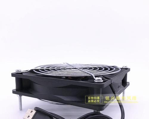 路由器风扇在鱼缸中的固定方法是什么？  第2张