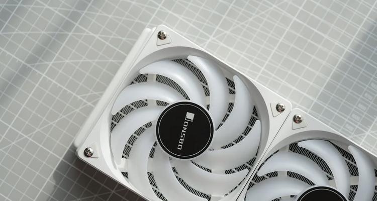 ILCE水冷散热器性能如何？适合哪些设备使用？  第1张