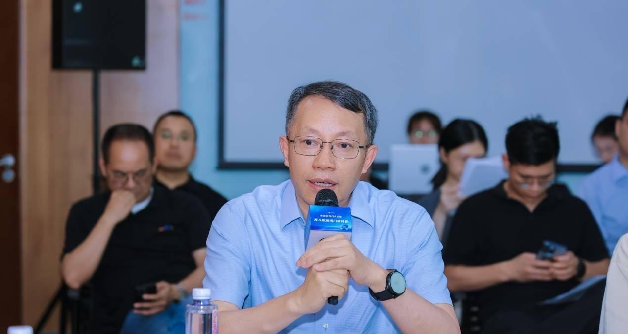 无人配送已至规模化破局临界点，政产学研精英共探发展新路径  第2张