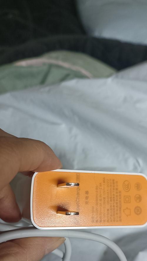 爱酷手机充电器的功率是多少？充电器功率对手机有何影响？  第2张