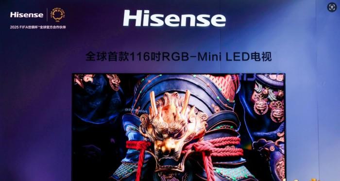 一台 100 寸电视，如何改变酷暑下的家庭生活？  第1张